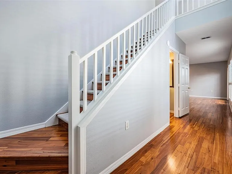 404 S Willow Ave #B — Photo 16