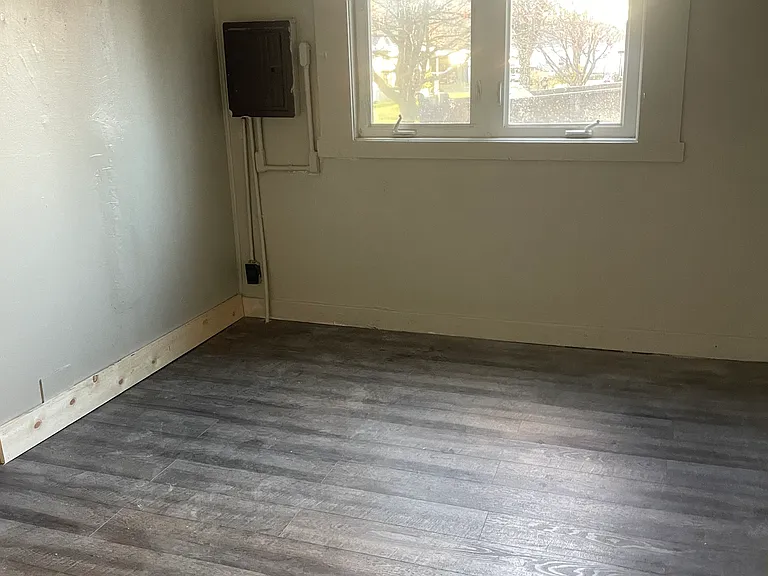 108 Miller St #1 — Photo 5