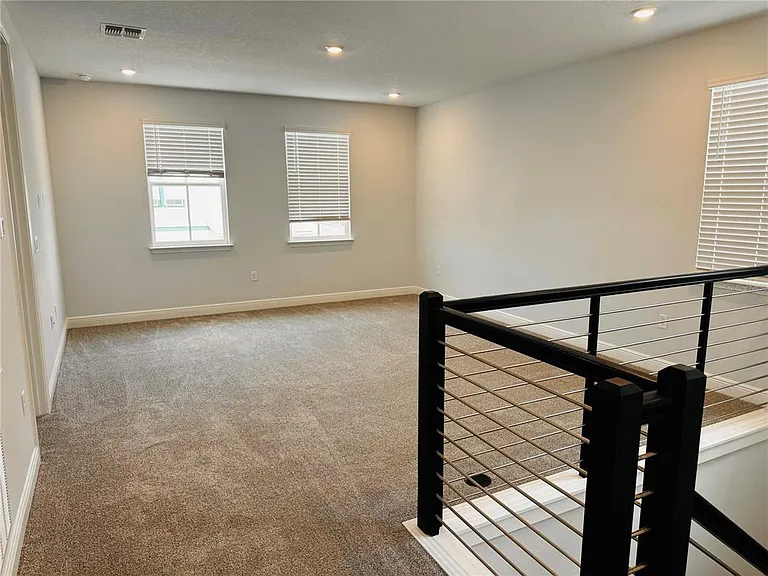 10120 Peebles St — Photo 21
