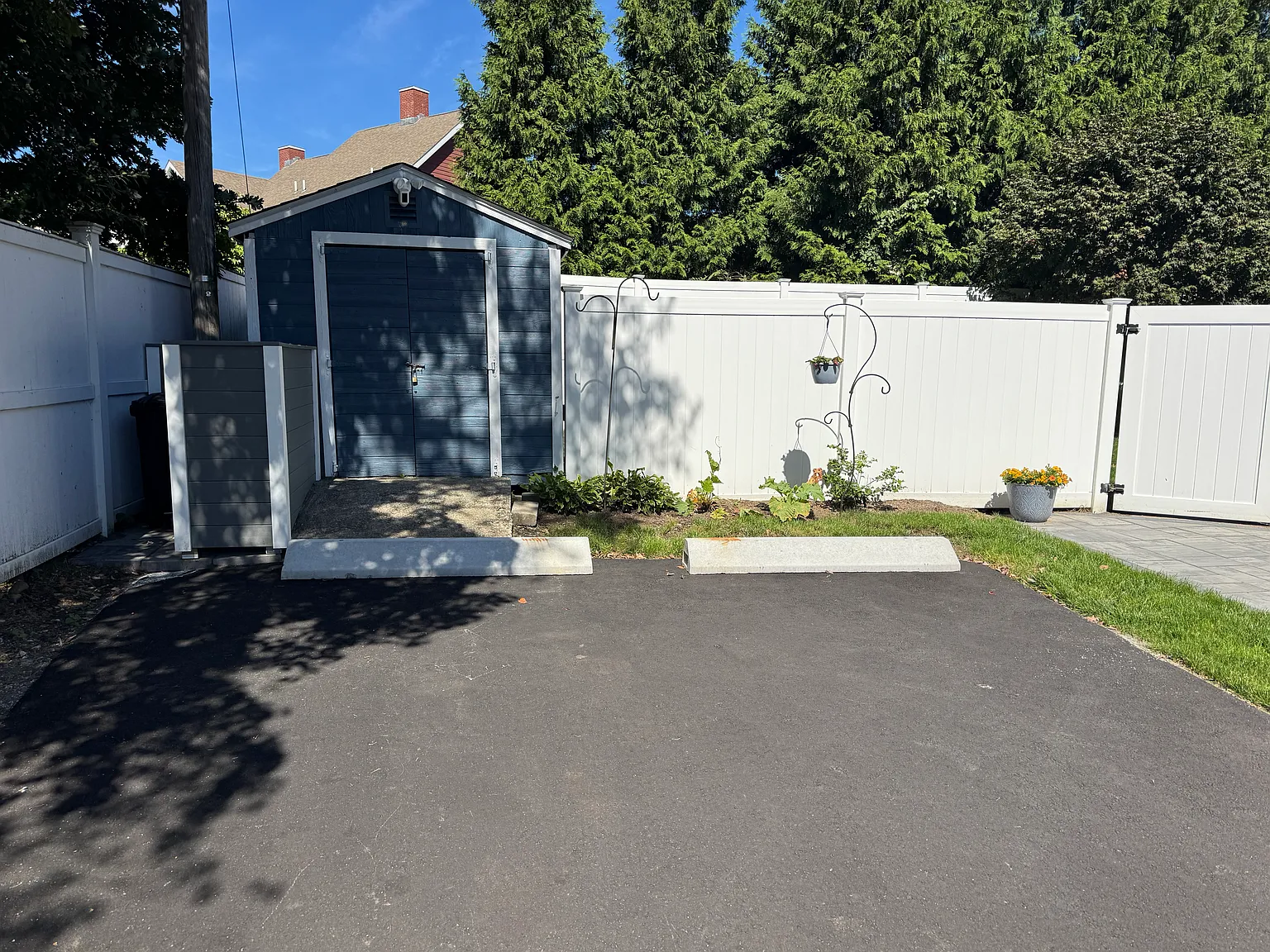 2 bed, 1.5 bath, 1000 sqft, $4,750 — Photo 3