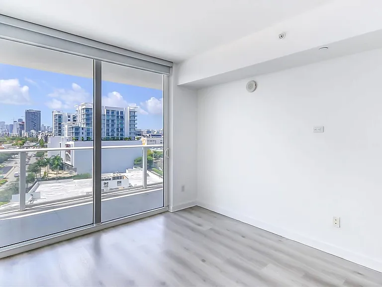 4250 Biscayne Blvd #918 — Photo 28