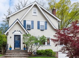 22 S Pierson Rd, Maplewood, NJ 07040