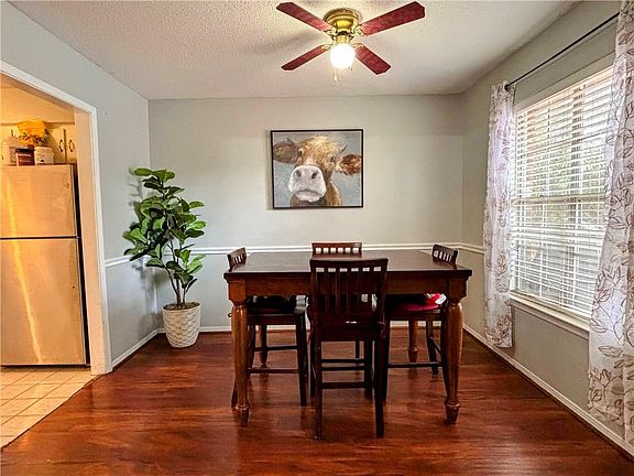 4th image of 7860 Country Dr