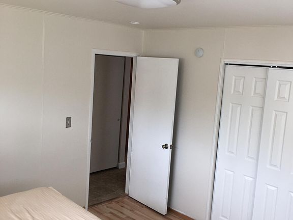 2nd image of 92 Parkridge Dr