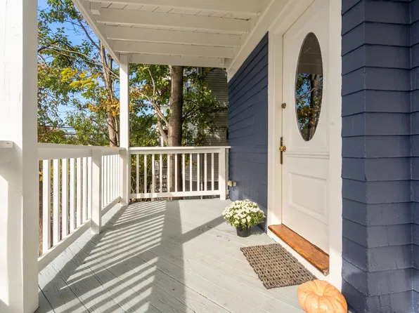 207 Summer St #3, Somerville, MA 02143