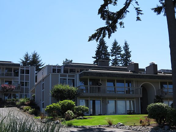2nd image of 7400 Stinson Ave APT 217