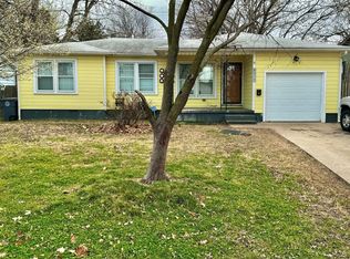 8914 E Newton St, Tulsa, OK 74115