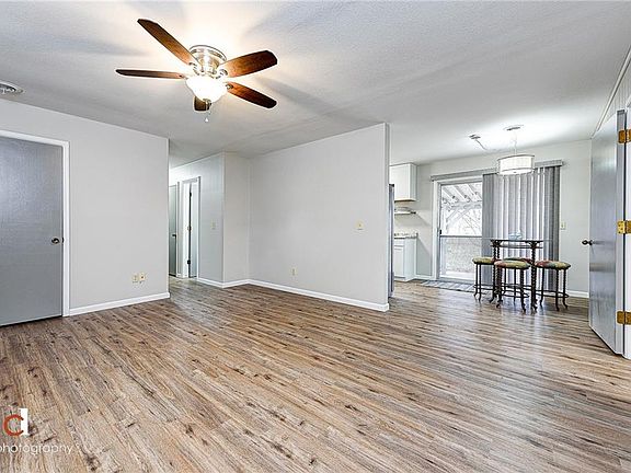 3rd image of 1516 W Janda Dr