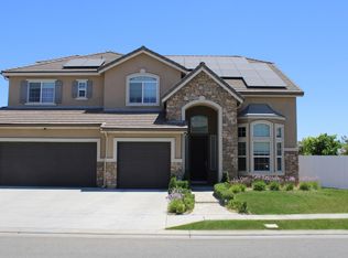 10530 N Sierra Vista Ave, Fresno, CA
