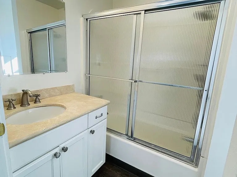 129 E Santa Ana St — Photo 32