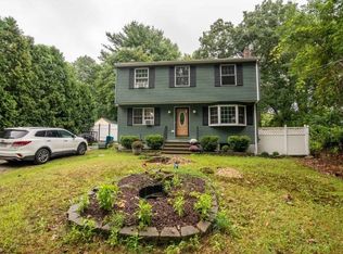 9 Angel Rd, Douglas, MA 01516