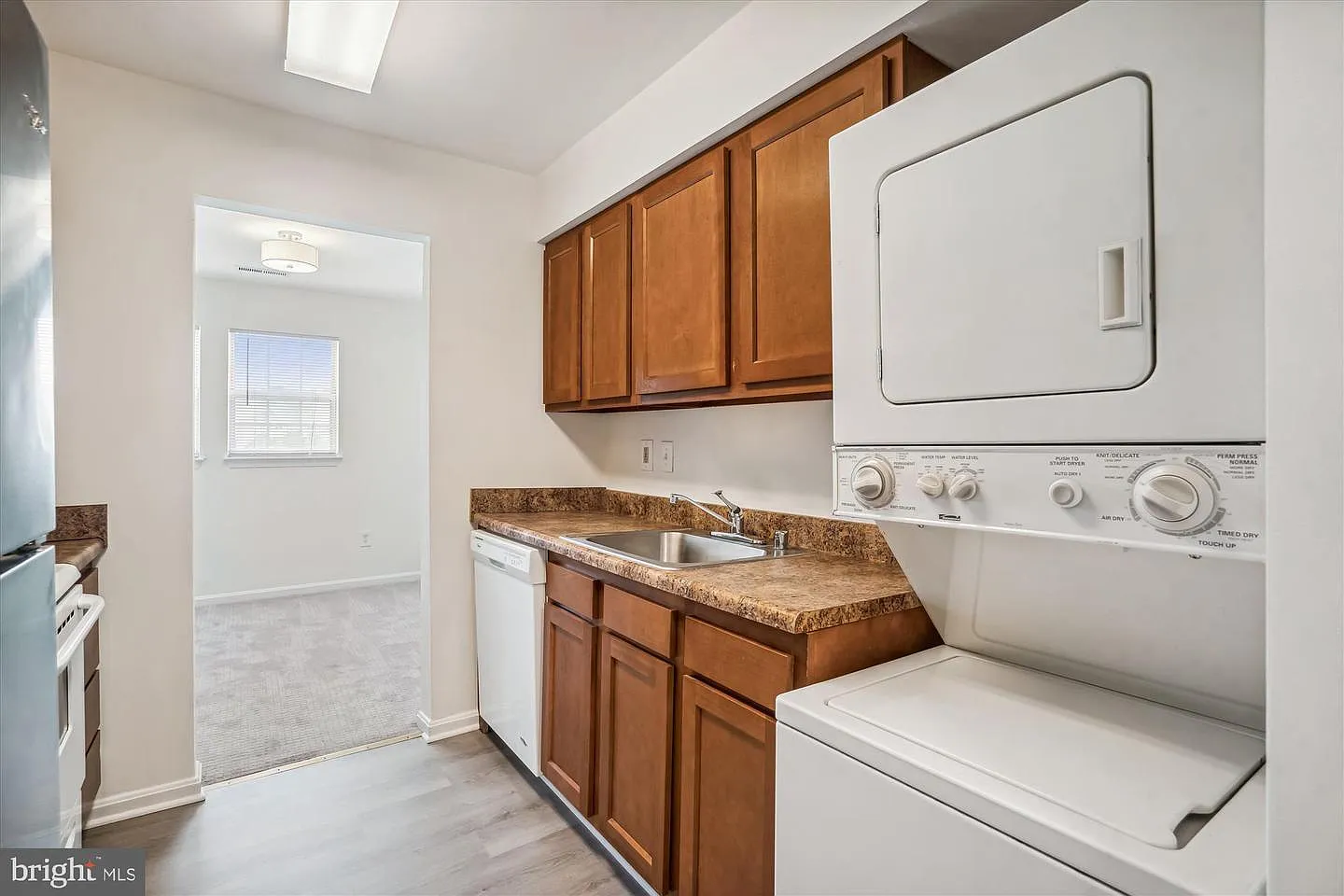8555 Falls Run Rd - F — Photo 2