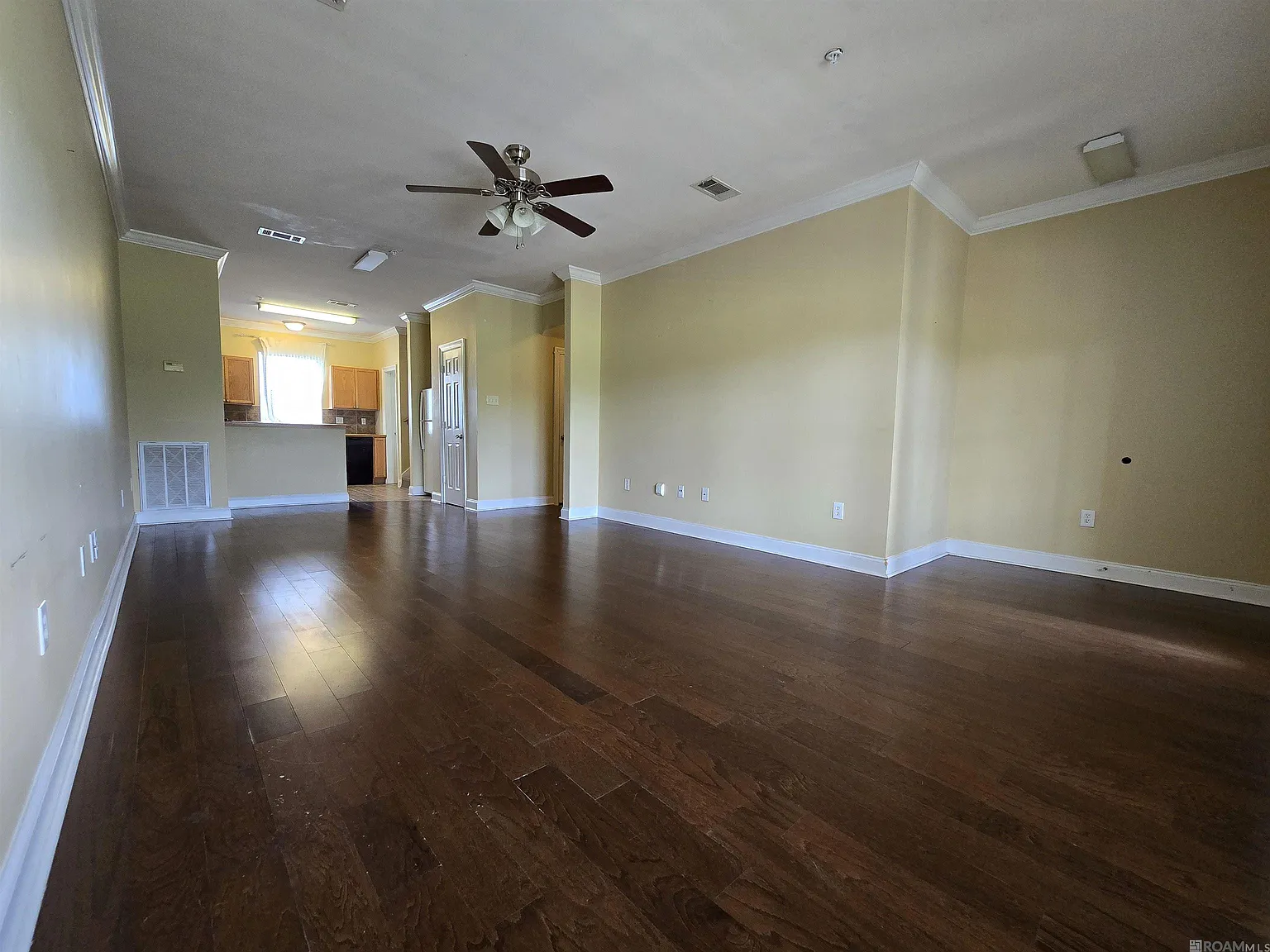 4 bed, 1780 sqft, $1,600 — Photo 4