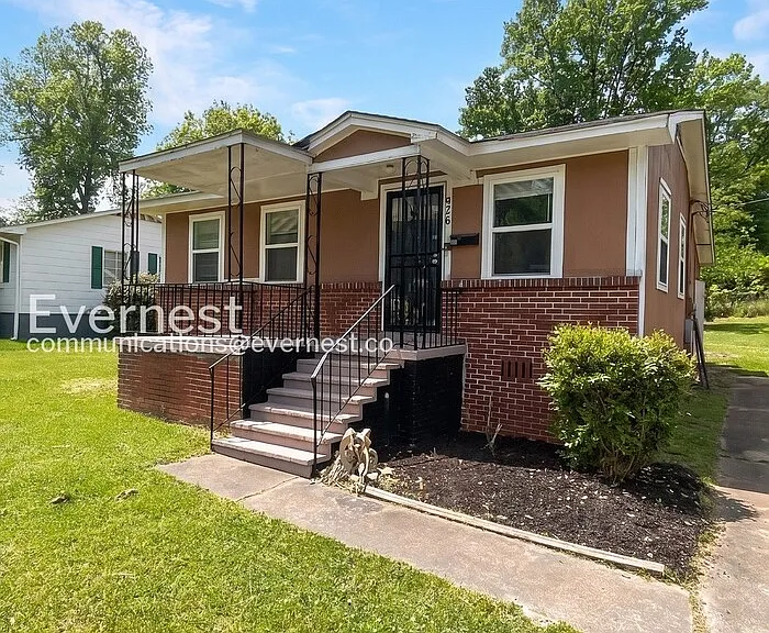 516 Athens Ct — Photo 1