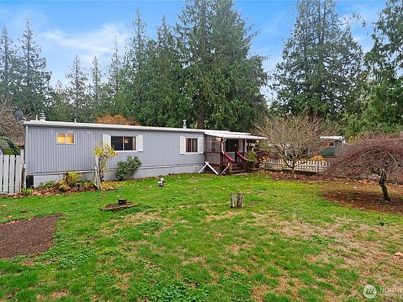 2nd image of 2284 Yew Street Road #D3