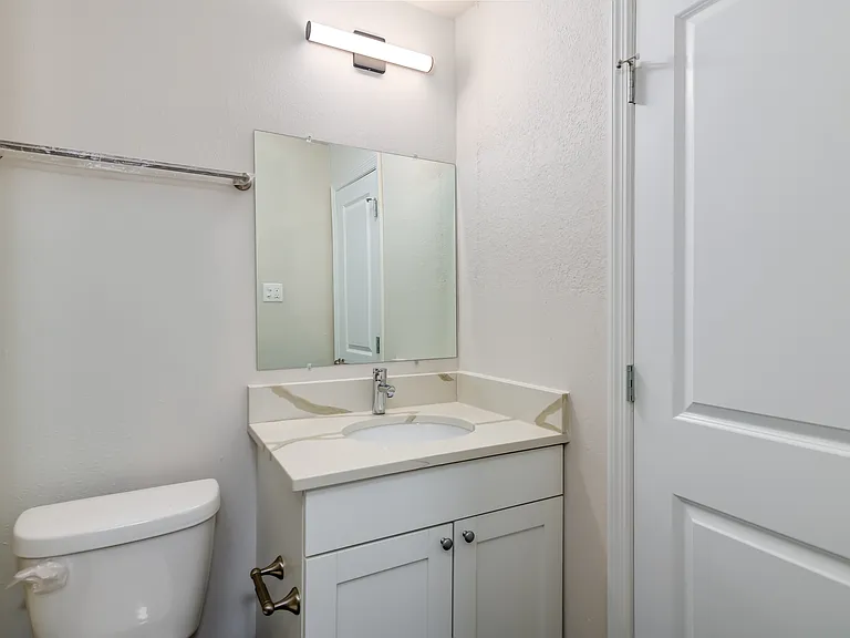 3735 Cambridge Ave #7A2 — Photo 9