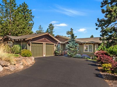 3241 NW Fairway Heights Dr, Bend, OR, 97703