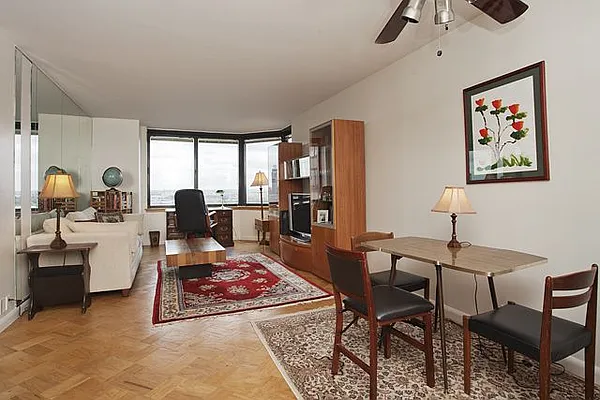 Rented by RHI Group | media 24