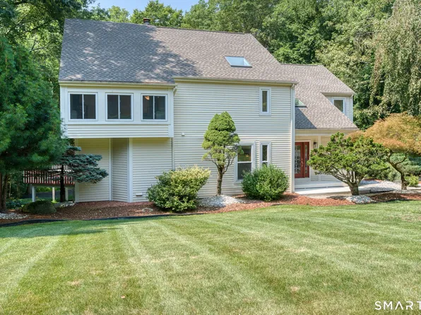 73 Greentree Drive, Glastonbury, CT 06033