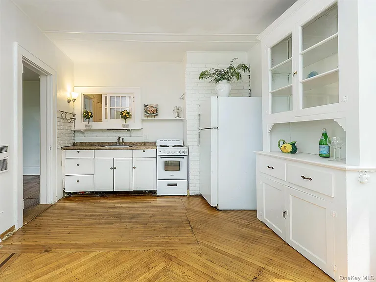 42 Central Ave #7 — Photo 10