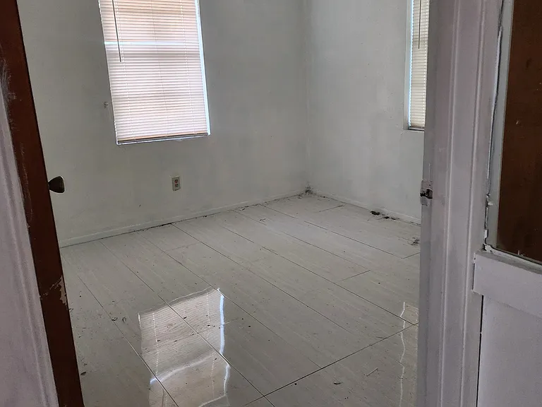 115 N Cummings Ave — Photo 7