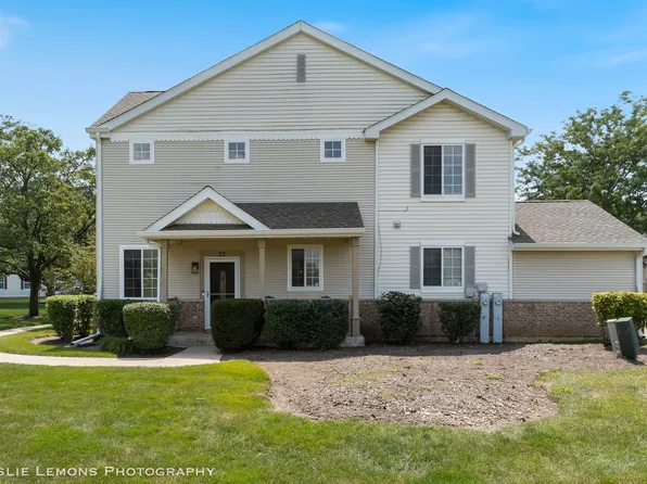 27 Freesia Dr #399, Romeoville, IL 60446