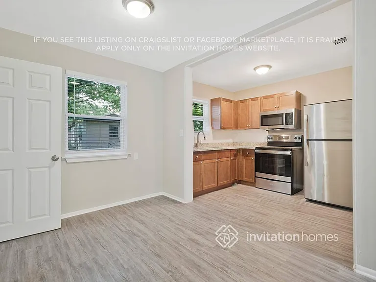 6237 Pinelock Dr — Photo 5