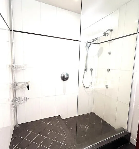 1200 N Sweetzer Ave #8 — Photo 15