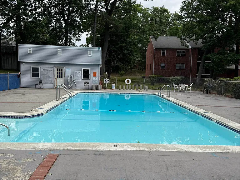 2 Louisburg Sq #3 — Photo 12