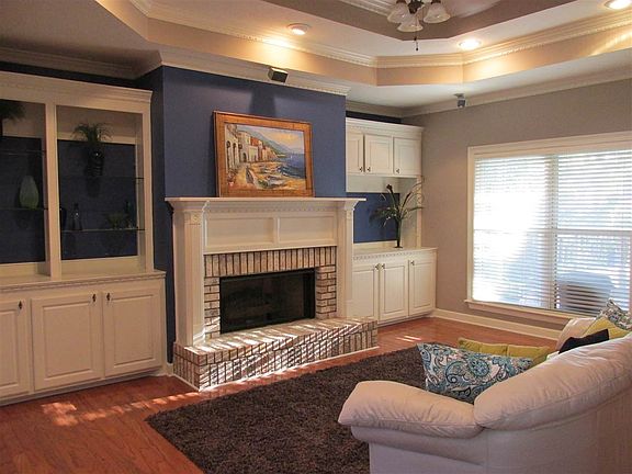 4th image of 100 Pinehurst Dr