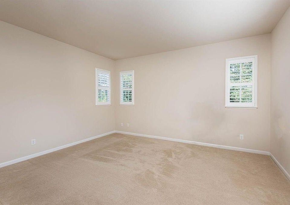 2nd image of 1346 Patsy St