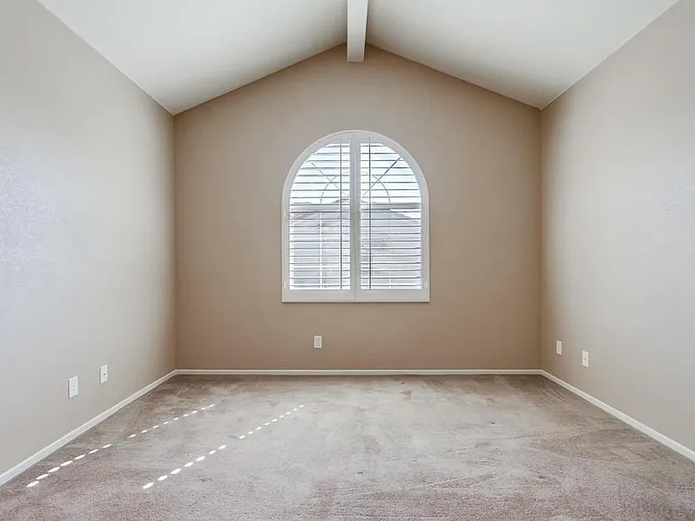 1879 Matin Cir #140 — Photo 24