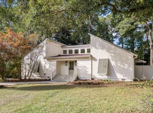 814 Law Ln, Mount Pleasant, SC 29464