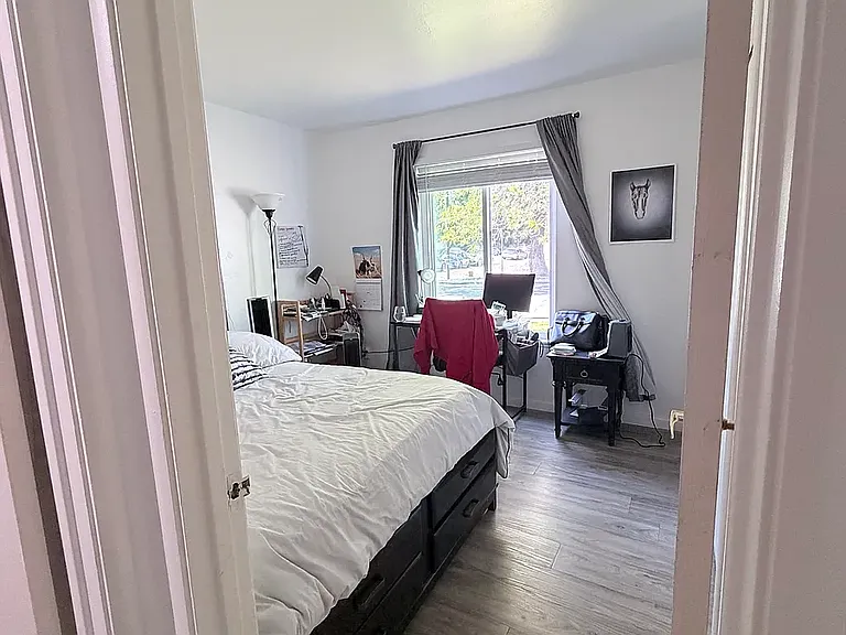 760 D St #2 — Photo 10