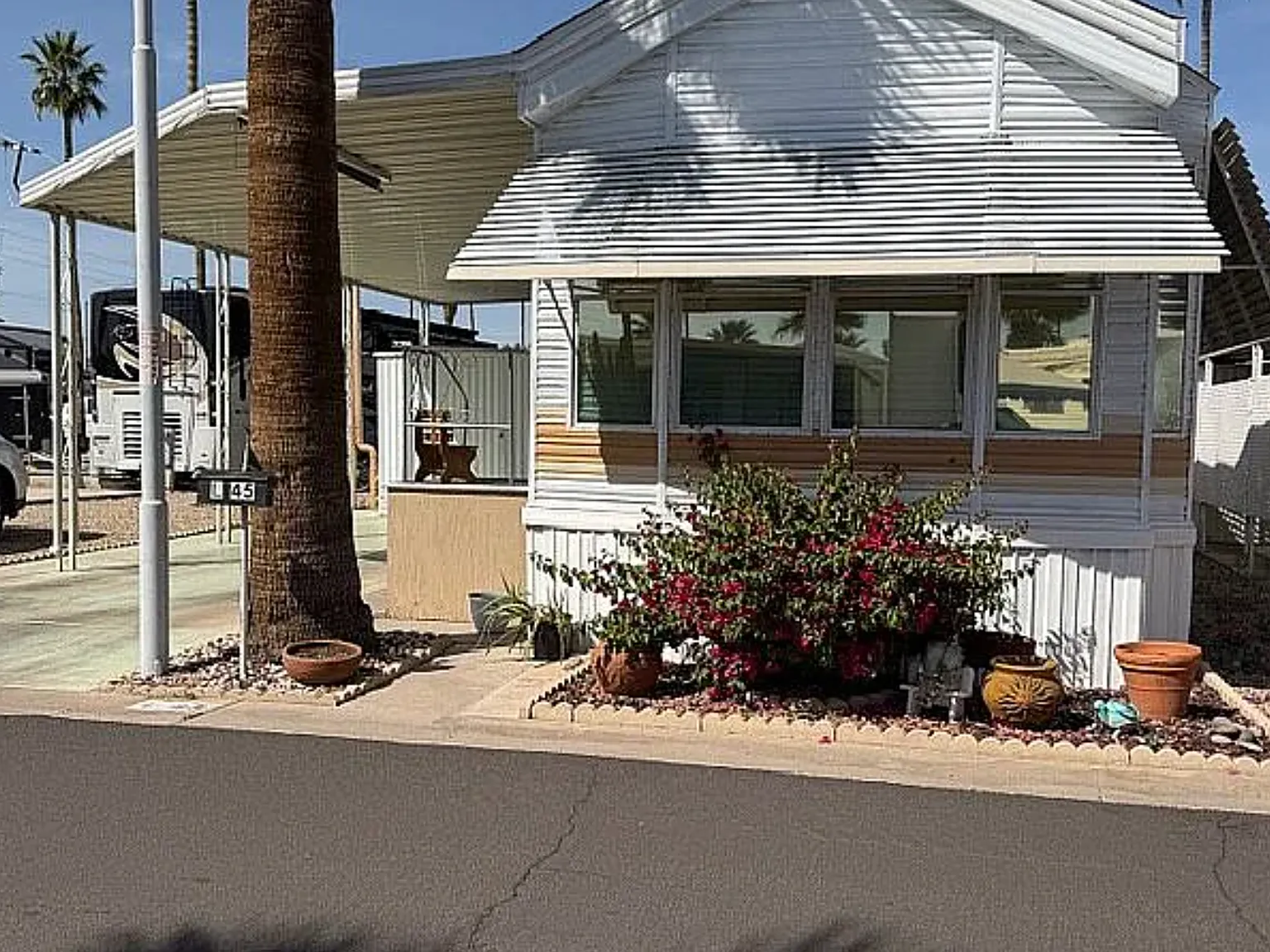 1 bed, 385 sqft, $1,395 — Photo 1