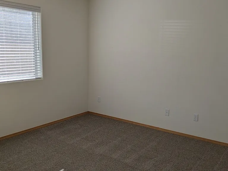5105 Hickory Ln — Photo 7