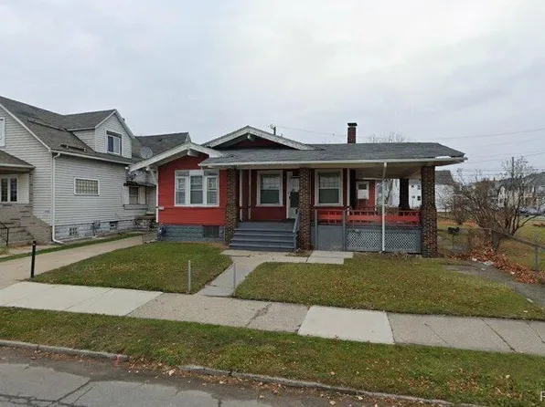 8712 Lumpkin St, Hamtramck, MI 48212