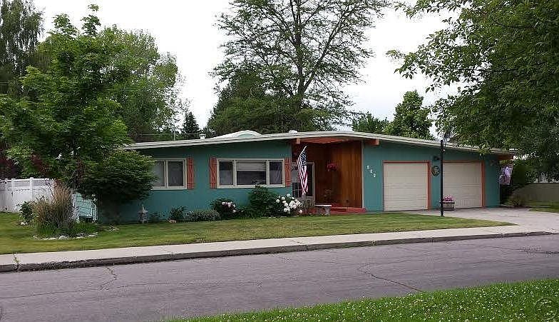 1st image of 609 Dixon Ave
