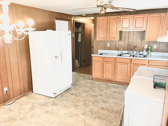 3rd image of 5466 Germain St