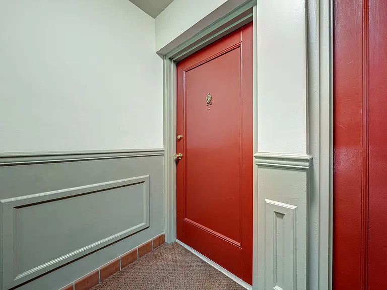 1567 N Colonial Ter #206 — Photo 4