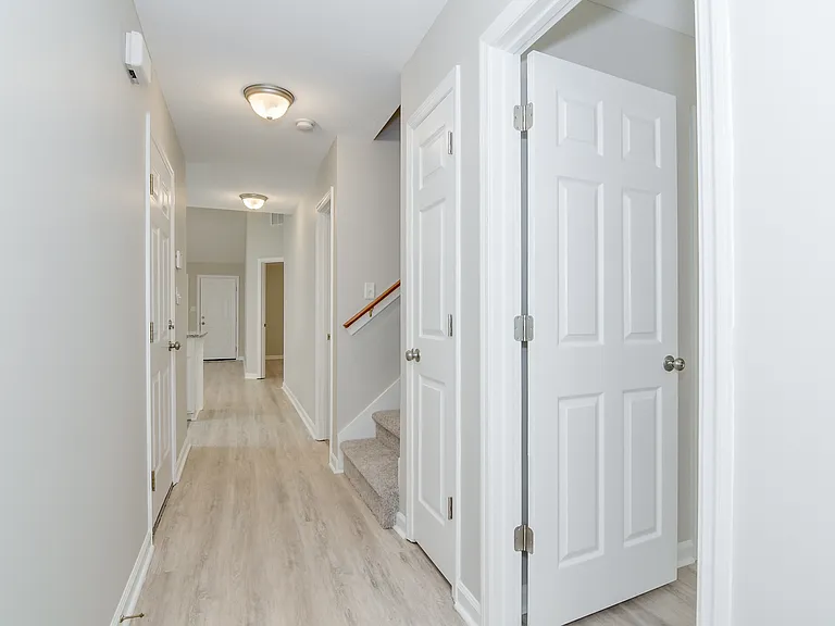 448 Northrop Pl #1 — Photo 2
