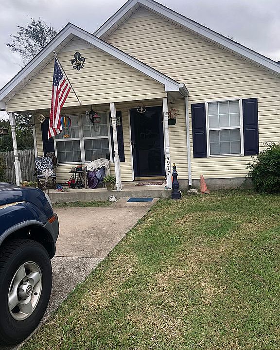 1st image of 4977 Camborne Cir