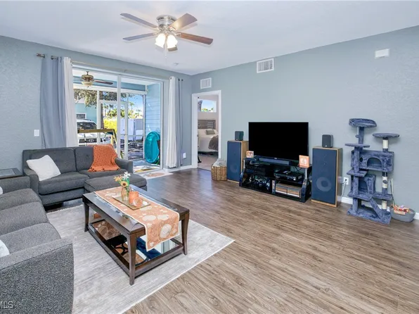 1040 Hancock Creek South Blvd APT 101, Cape Coral, FL 33909