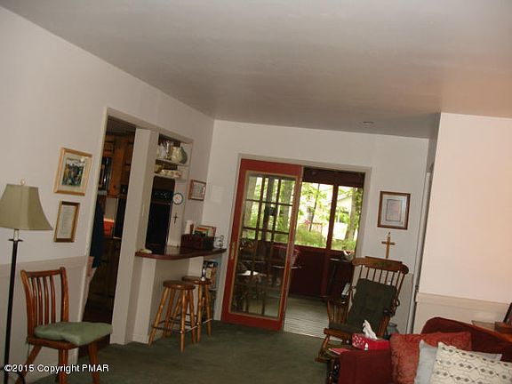 3rd image of 1935 Long Woods Dr