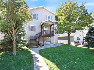 5076 Deep Point Dr, Portage, MI 49002