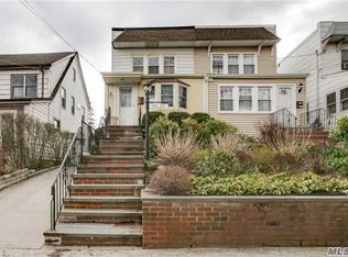 4235 248th St, Little Neck, NY 11363