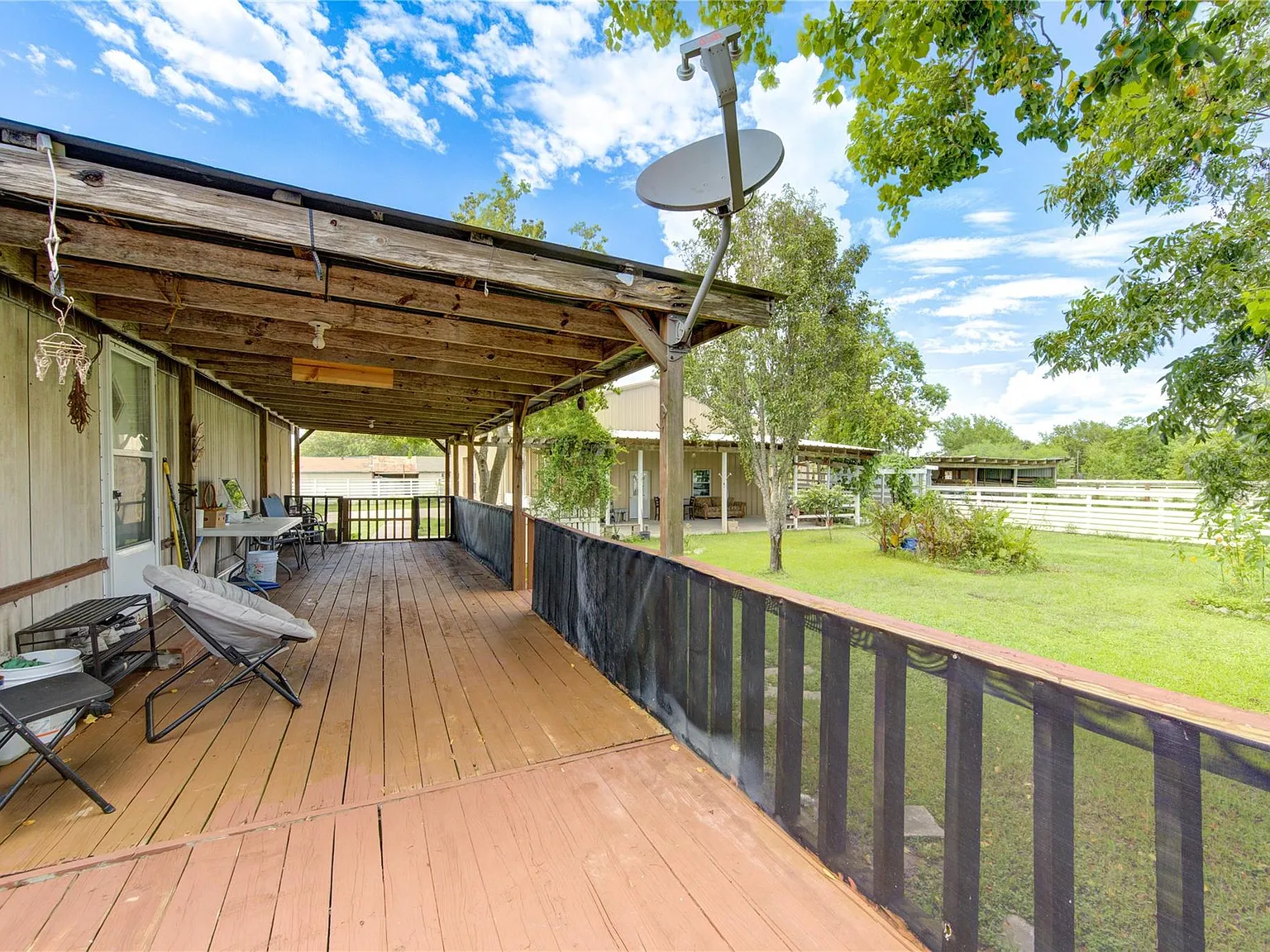 3 bed, 2.0 bath, 1250 sqft, $1,580 — Photo 4