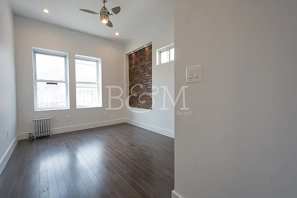 Rented by Brick&Mortar | media 13