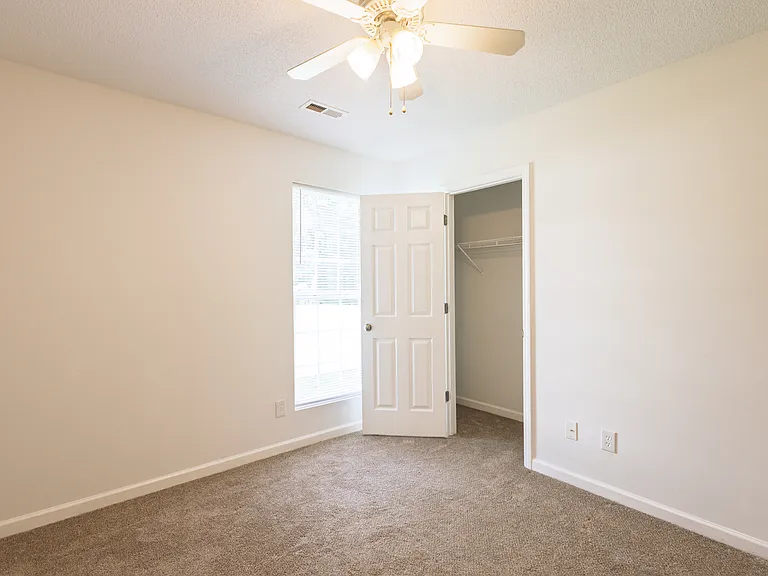 252 Bethesda Rd #A — Photo 12