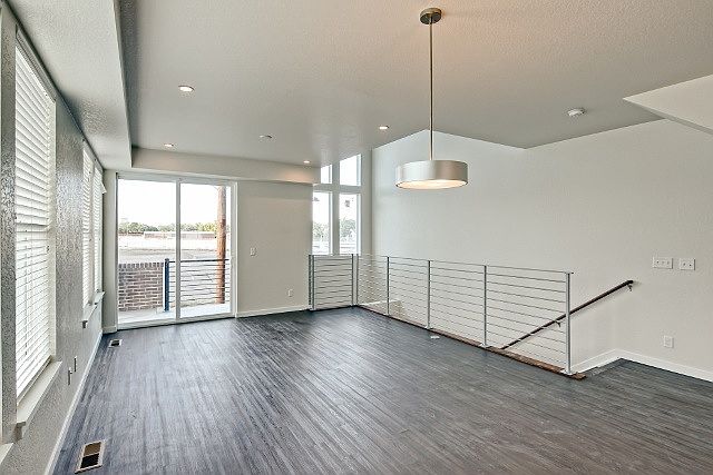 1st image of 1141 W Mississippi Ave